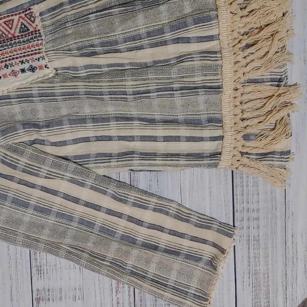 KNOX ROSE WOVEN LOOK STRIPES BOHO TOP WITH FRINGE - Picture 3 of 9